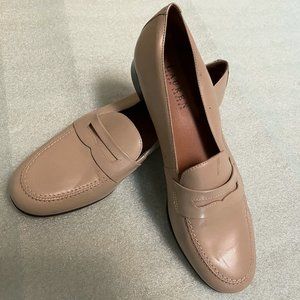 Dark Beige / Tan Ralph Lauren Loafers Size 8.5B